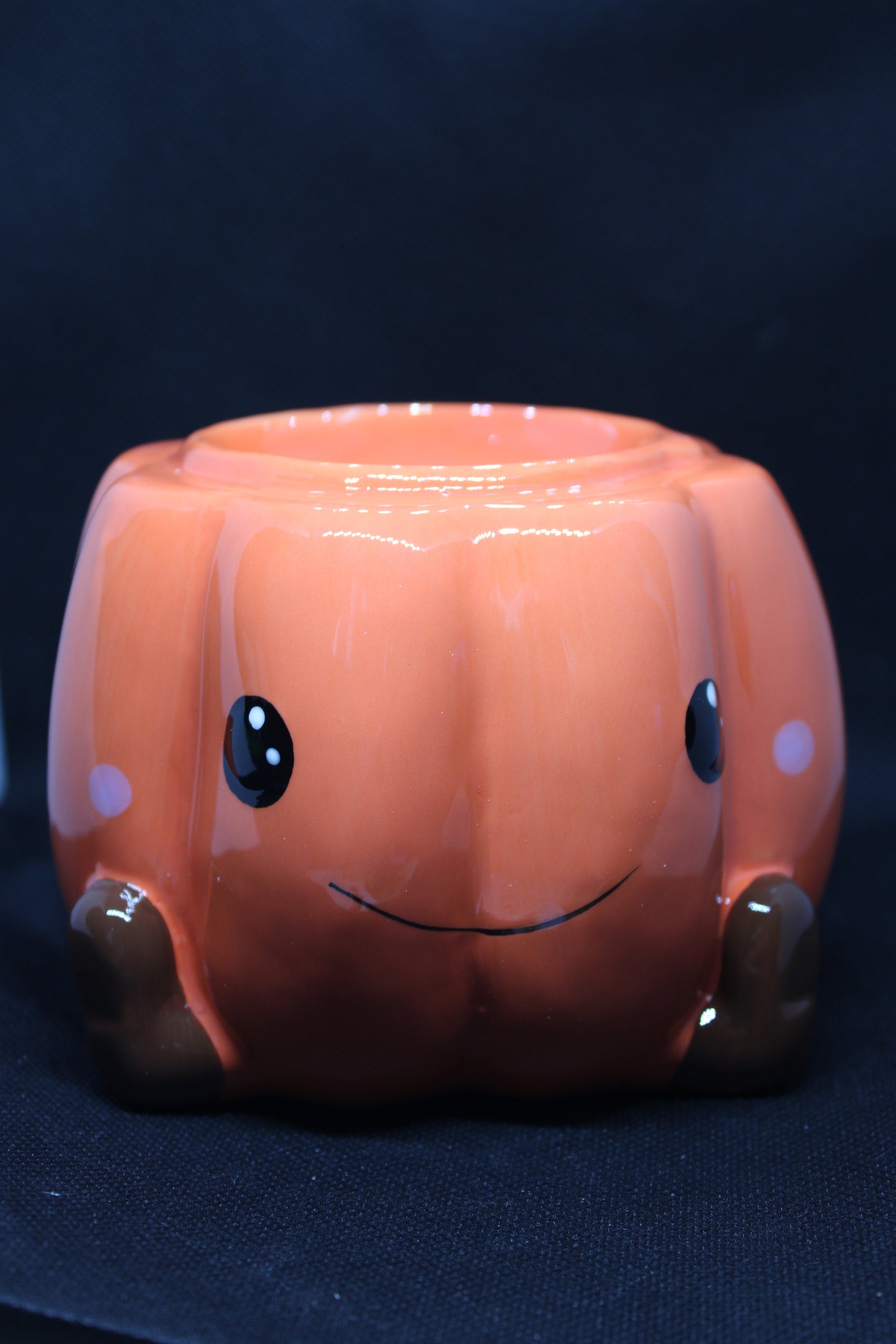 Orange cute pumpkin burner